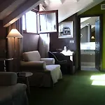 Costa Esmeralda