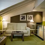 Costa Esmeralda Hotel