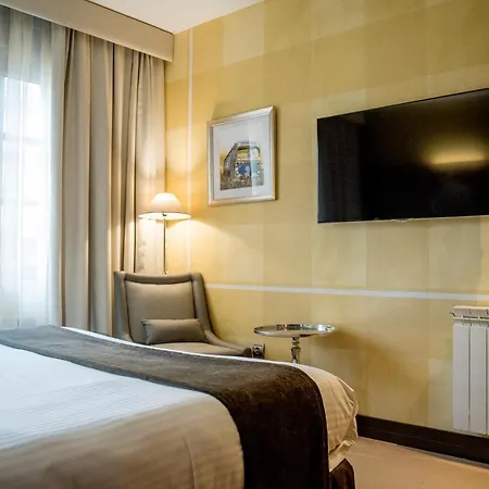 Costa Esmeralda 5*