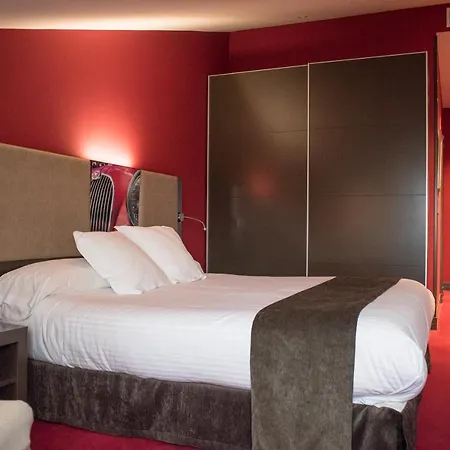 Costa Esmeralda 5*