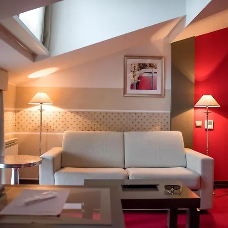 Szálloda Costa Esmeralda 5*