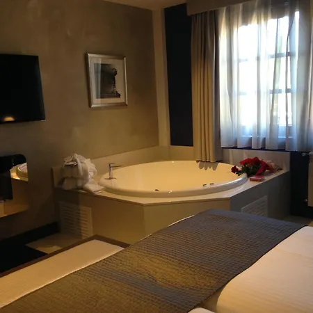 Costa Esmeralda Hotel 5*