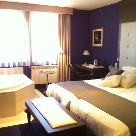 Costa Esmeralda 5* סואנסס