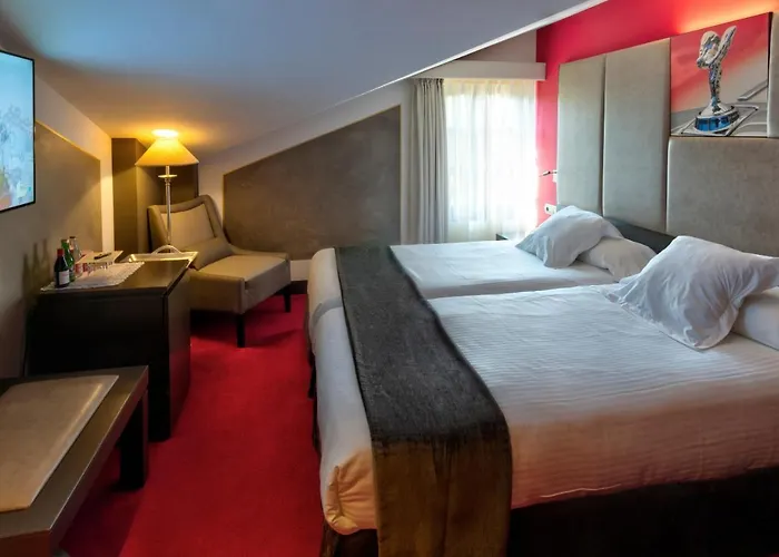 Отель Costa Esmeralda