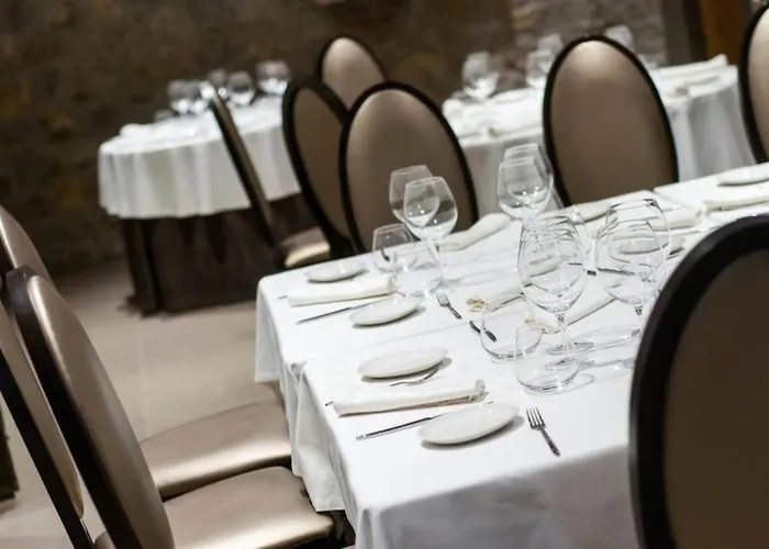 Costa Esmeralda سوانثيس