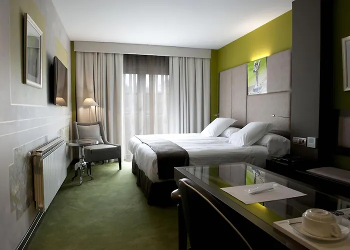 Otel Costa Esmeralda 5*