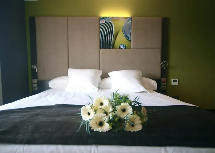 Costa Esmeralda Otel 5*