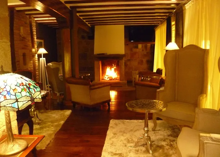 Costa Esmeralda فندق