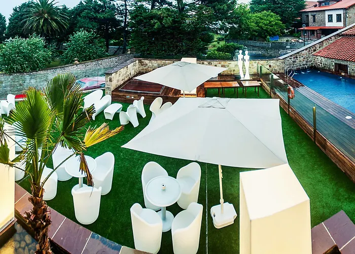 فندق Costa Esmeralda