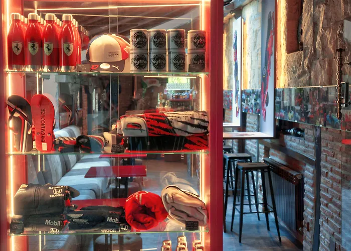 Costa Esmeralda فندق 5*