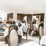 Costa Esmeralda 5*