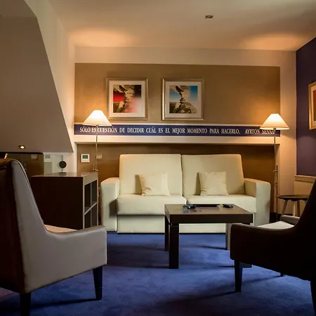 Costa Esmeralda Hotel