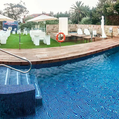 Costa Esmeralda Otel Suances